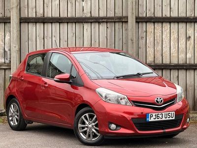 Used Toyota Yaris 2013 Red Hatchback