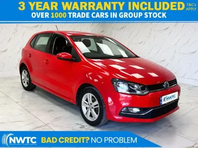Used VW Polo SE 90 HP (66 kW) 2016 Red Hatchback