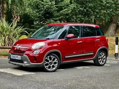 Used Fiat 500L Trekking 85 HP (62 kW) 2015 Red MPV