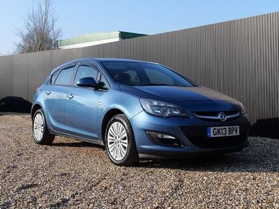 Used Vauxhall Astra 2013 Blue Hatchback