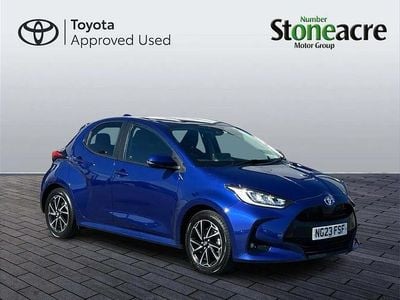 Used Toyota Yaris Hybrid Design 113 HP (83 kW) 2023 Blue Hatchback