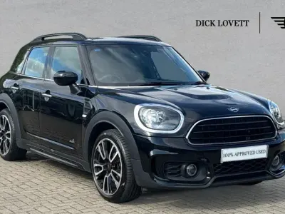 Used Mini Cooper Countryman Sport 134 HP (98 kW) 2020 Black SUV