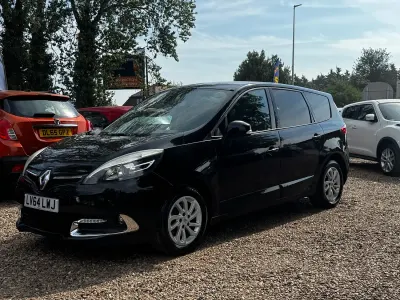 Used Renault Grand Scénic Dynamique 2014 Black MPV