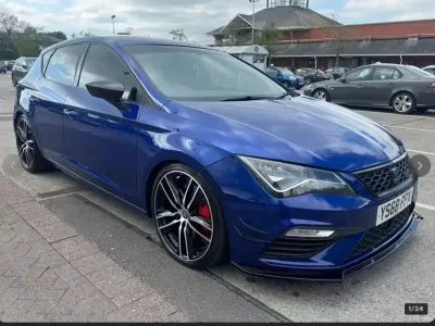 Begagnad Seat Leon CUPRA 290 HK (213 kW) 2018 Blå Halvkombi