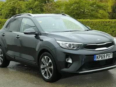 Gebraucht Kia Stonic Air 120 PS (88 kW) 2019 Grau SUV