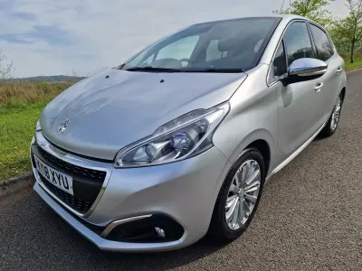 Used Peugeot 208 Allure 2018 Silver Hatchback