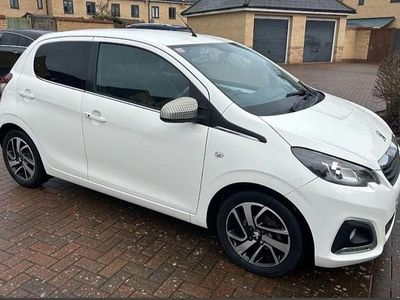 Used Peugeot 108 Allure 82 HP (60 kW) 2017 White Hatchback