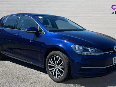 Second-hand VW Golf VII SE 125 CP (91 kW) 2018 Albastru