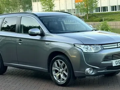 Używany Mitsubishi Outlander P-HEV 2015