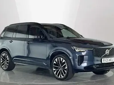 Usado Volvo XC90 Ultra 247 HP (181 kW) 2025 SUV