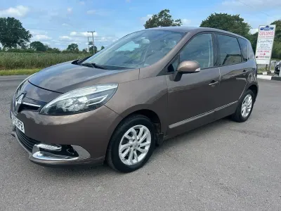 Used Renault Scénic Dynamique 2015 Bronze MPV