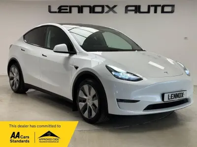 Used Tesla Model Y Long Range AWD 85 kW (116 HP) 2024 White SUV