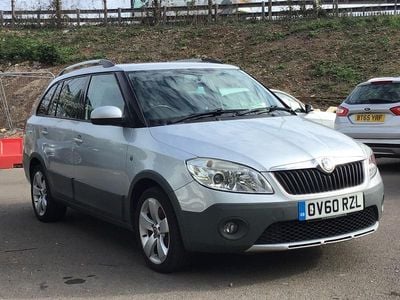 Silver Used 2010 Skoda Fabia Hatchback | £2,495 (Fair price)