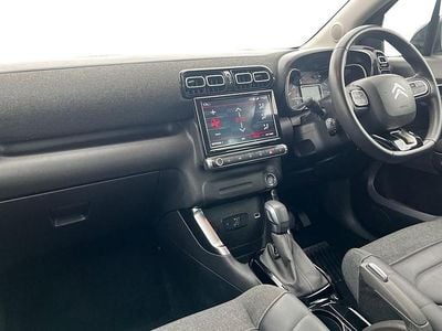 Begagnad Citroën C3 Aircross Shine 128 HK (94 kW) 2022 Vit SUV