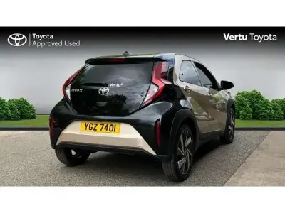 Used Toyota Aygo X 72 HP (52 kW) 2023 Beige SUV