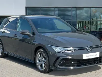 Used VW Golf VIII R-line 130 HP (95 kW) 2022 Urano grey Hatchback