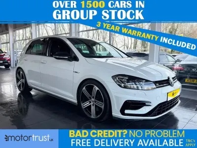 Begagnad VW Golf VII R 300 HK (220 kW) 2020 Vit Halvkombi
