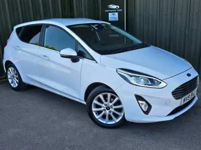 Usado Ford Fiesta Titanium 125 HP (91 kW) 2019 Branco Citadino