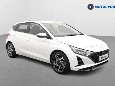 Used Hyundai i20 Ultimate 101 HP (74 kW) 2025 White Hatchback