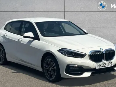 Used BMW 118 Sport Line 136 HP (100 kW) 2022 Alpine white Hatchback