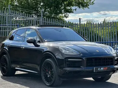 Begagnad Porsche Cayenne 440 HK (323 kW) 2019 SUV