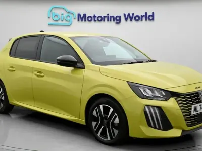 Used Peugeot 208 Allure 101 HP (74 kW) 2025 Hatchback