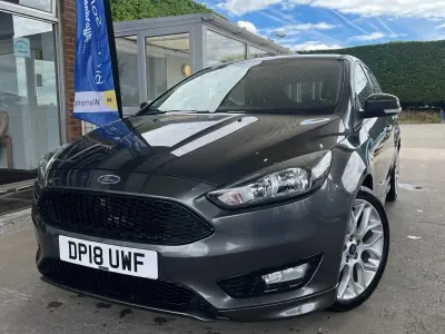 Used Ford Focus ST-Line 120 HP (88 kW) 2018 Grey Hatchback