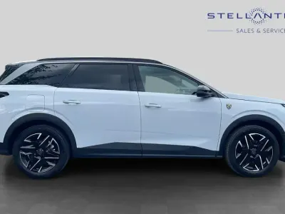 Used Peugeot 5008 GT 134 HP (98 kW) 2025 White SUV