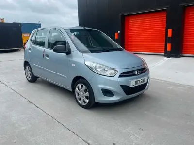 Begagnad Hyundai i10 Classic 83 HK (61 kW) 2013 Silver Halvkombi