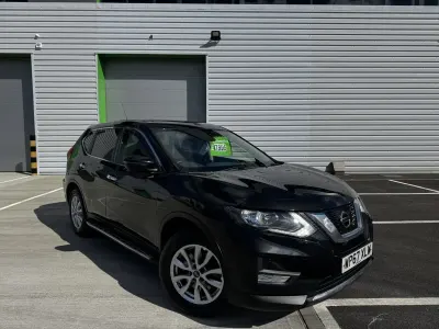 Używany Nissan X-Trail Acenta 163 KM (119 kW) 2018 Czarny SUV