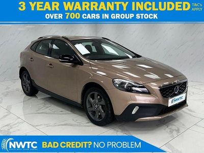 Used Volvo V40 115 HP (84 kW) 2015 Bronze Hatchback