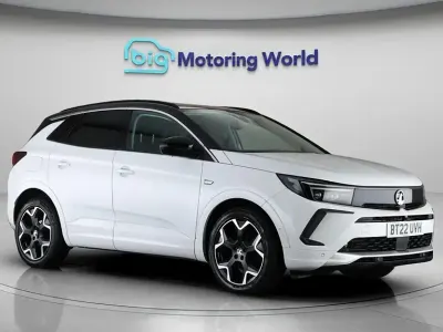 Gebraucht Vauxhall Grandland X Elite 130 PS (95 kW) 2022 Weiß SUV