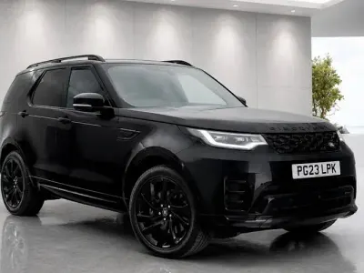 Used Land Rover Discovery SE Dynamic 300 HP (220 kW) 2023 Black SUV