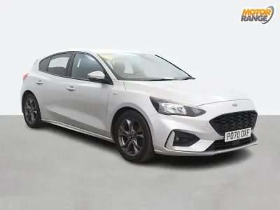 Usado Ford Focus ST-Line 125 CV (91 kW) 2020 Plateado Utilitario