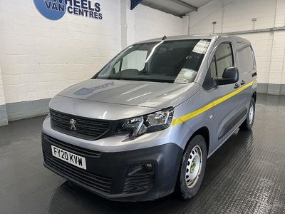 Used Peugeot Partner 131 HP (96 kW) 2020 Grey MPV