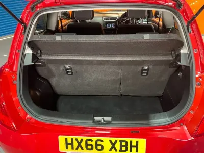 Używany Suzuki Swift SZ-L 94 KM (69 kW) 2016 Czerwony Hatchback