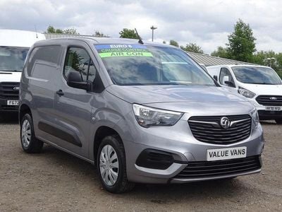 Used Vauxhall Combo Sportive 100 HP (73 kW) 2019 Grey MPV