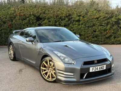 Używany Nissan GT-R Premium Edition 2012 Szary Coupe