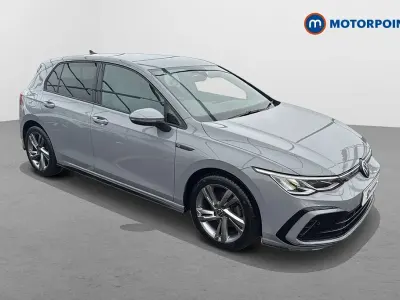 Begagnad VW Golf VIII R-line 2022 Grå Halvkombi