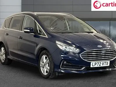 Used Ford S-MAX Titanium 190 HP (139 kW) 2022 Blue MPV
