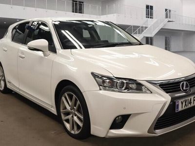 Lexus CT200h