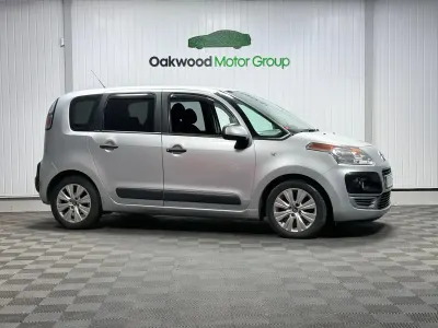 Usado Citroën C3 Picasso VTR Sport 90 CV (66 kW) 2009 Plateado Monovolumen