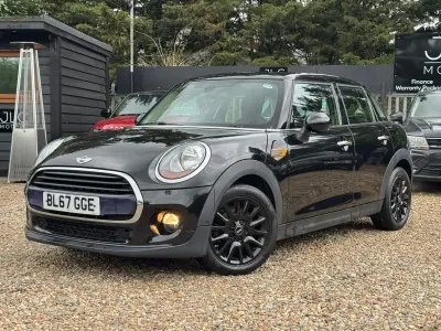 Usado Mini Cooper Hatch 2017 Preto Citadino