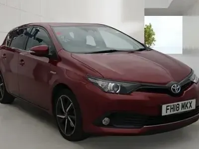 Used Toyota Auris Hybrid Design 2018 Red Hatchback