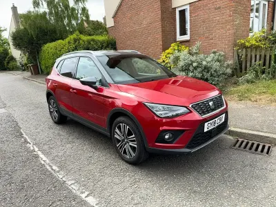 Begagnad Seat Arona XCELLENCE 2018 Röd SUV