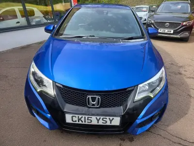 Używany Honda Civic Sport 120 KM (88 kW) 2015 Niebieski Hatchback