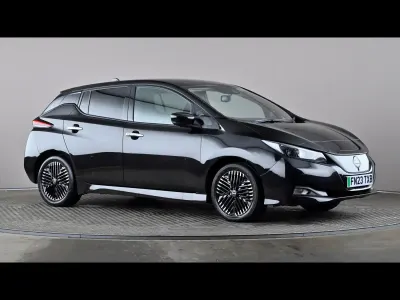 Używany Nissan Leaf N-Connecta 110 kW (150 KM) 2023 Czarny Hatchback