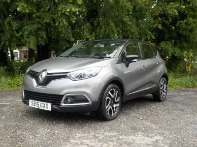 Used Renault Captur Dynamique 90 HP (66 kW) 2015 Grey/black SUV
