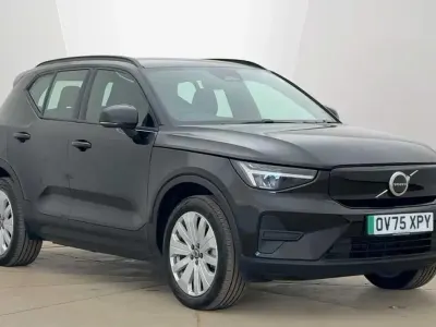 Usado Volvo EX40 Core 175 kW (238 HP) 2025 Preto SUV