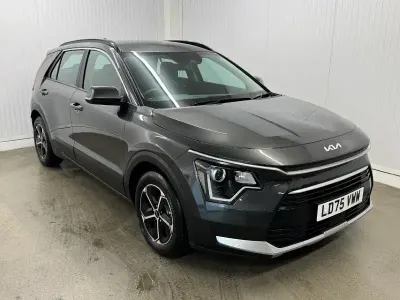 Używany Kia Niro 2025 Szary SUV